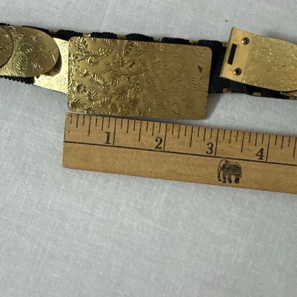 Vintage Embossed Brass Coin Belt – Floral Etched Metal with Elastic Back - Picture 13 of 16